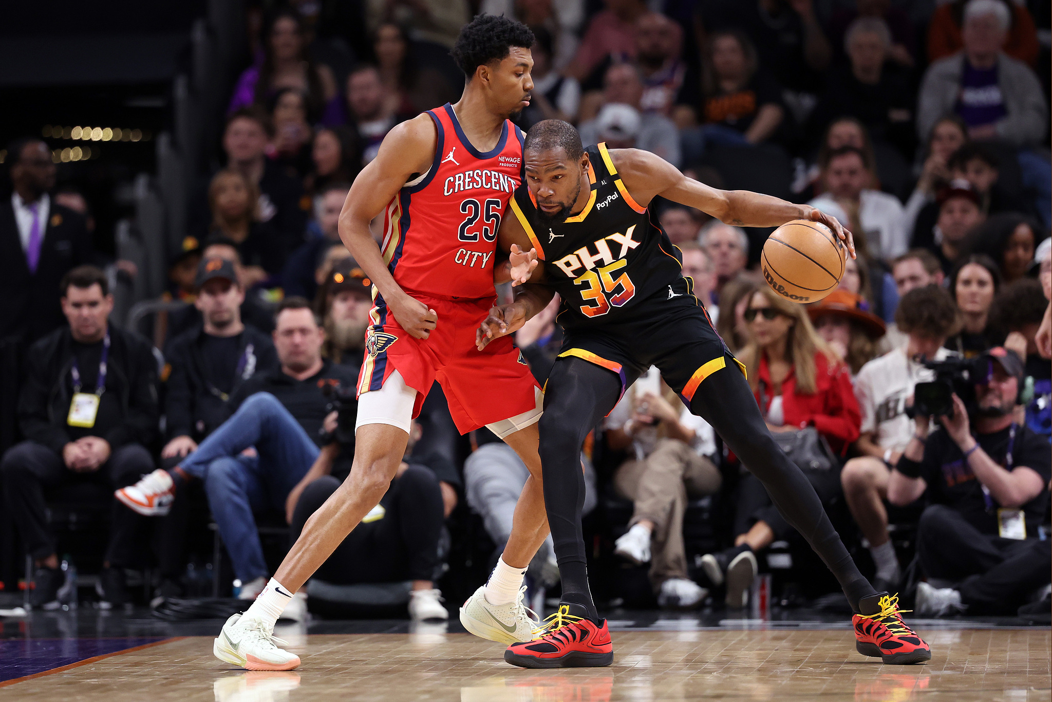 森林狼主场力克尼克斯，终止两连败