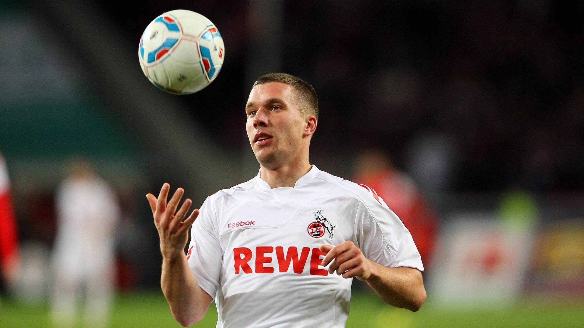 跨界狂想，当比利时横扫巴黎，哈弗茨在F1赛道接管新赛季