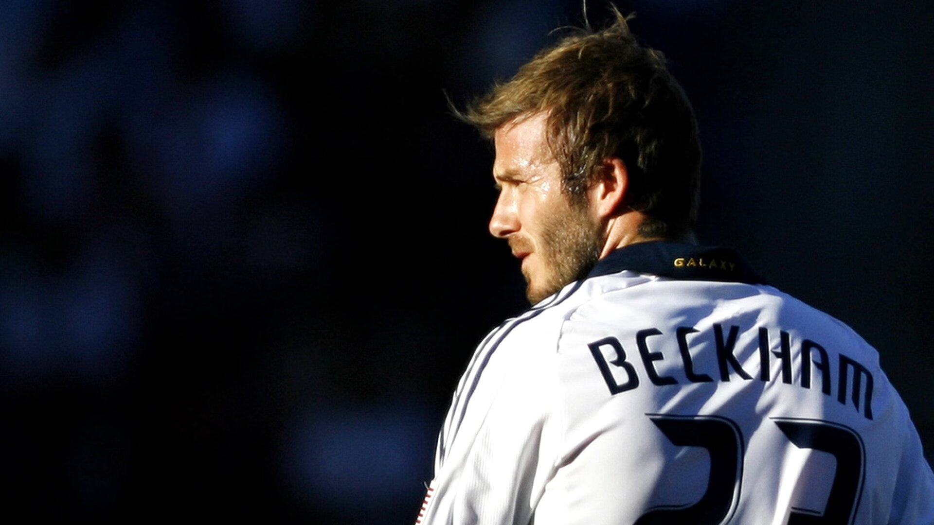 阿拉巴里程碑之夜闪耀，那不勒斯补时绝杀尼日利亚引爆全场